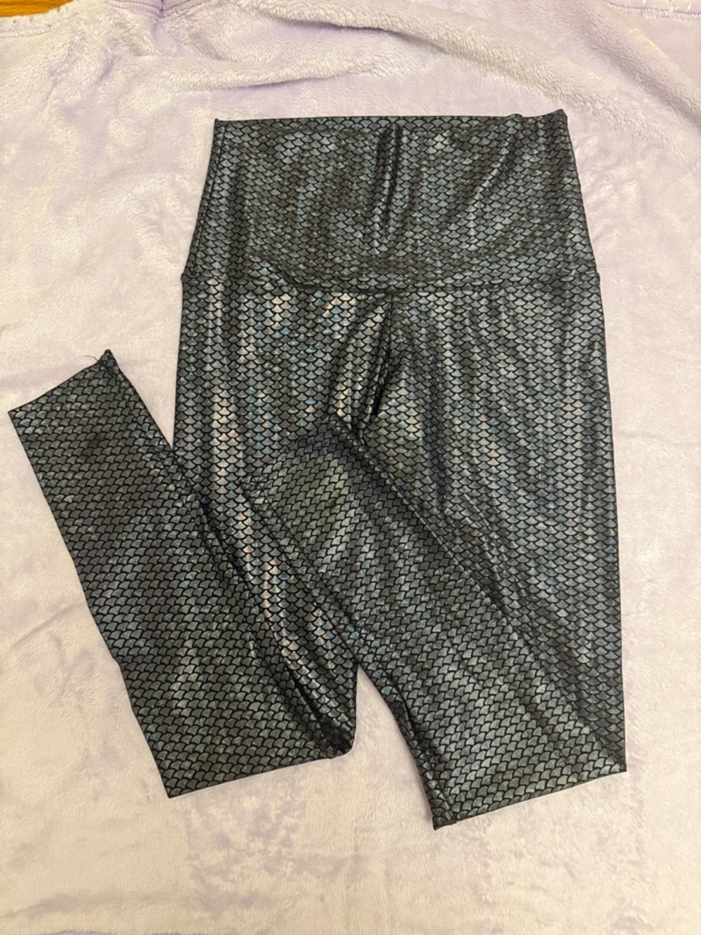 Iridescent Mermaid Leggings ** Bundle 5+ items and name your offer!!! 💖💞